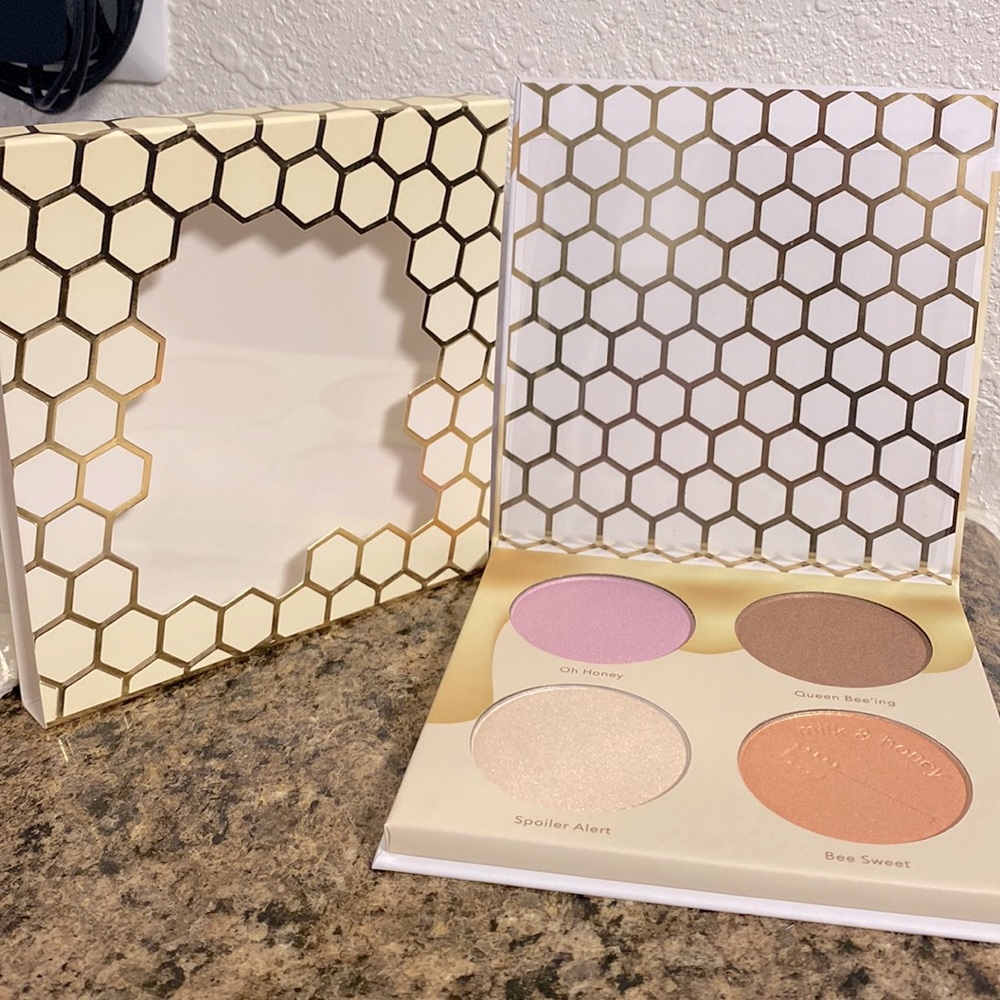 BEAUTY BAKERIE - Milk and Honey Highlighting Palette